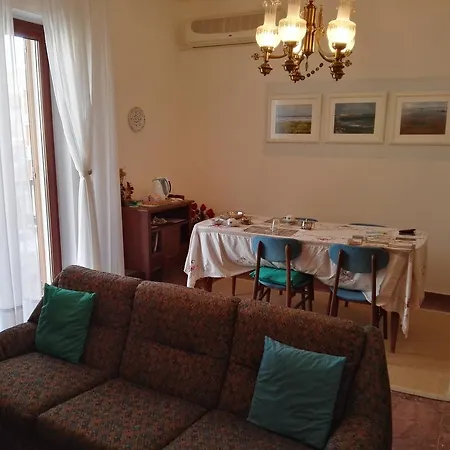 Casa Di Via Giannone *